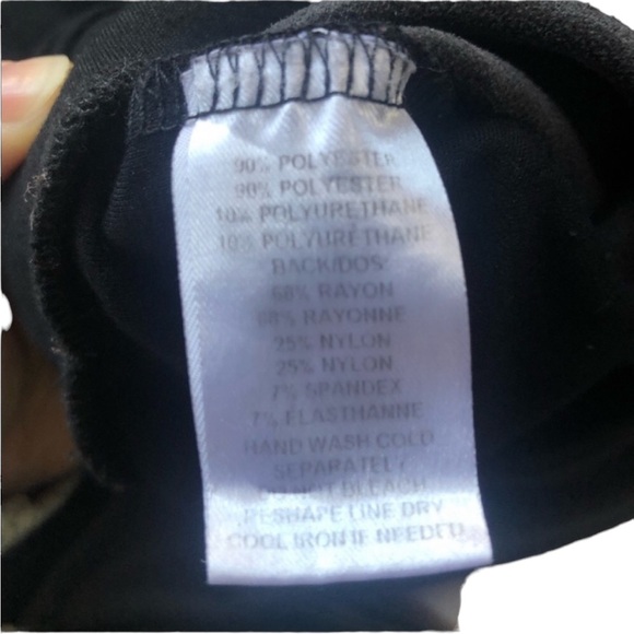 Saks 5th ave Black snake print 2 tone leggings size med - Picture 7 of 8